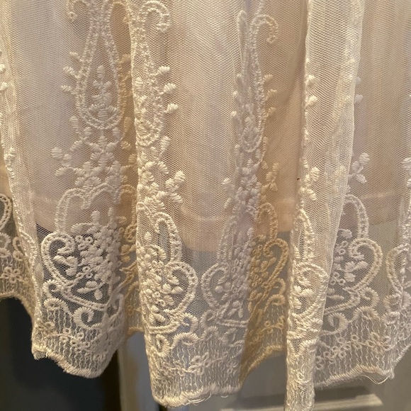 Forever 21 lined lace skirt elastic band size L - Picture 2 of 4